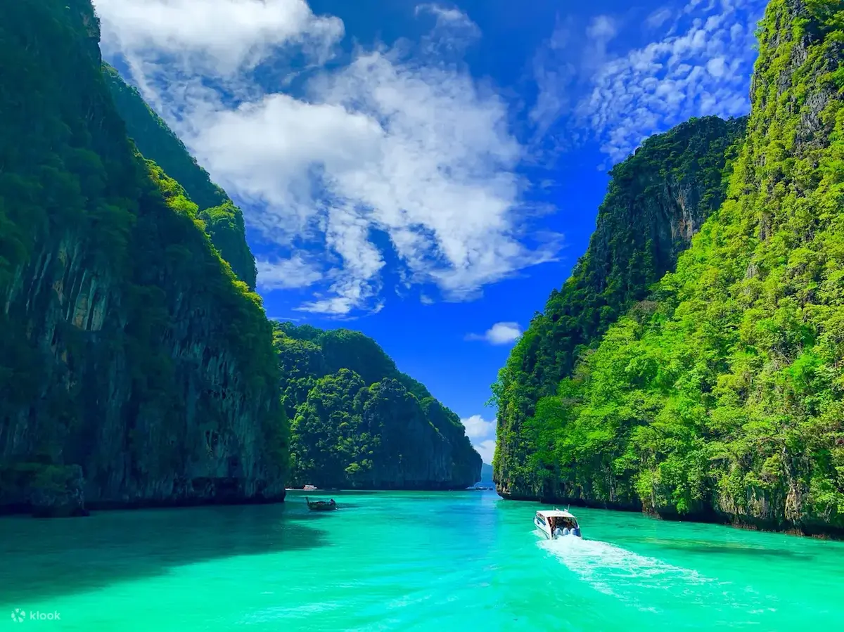 phi phi island tour phuket speedboat route through limestone cliffs